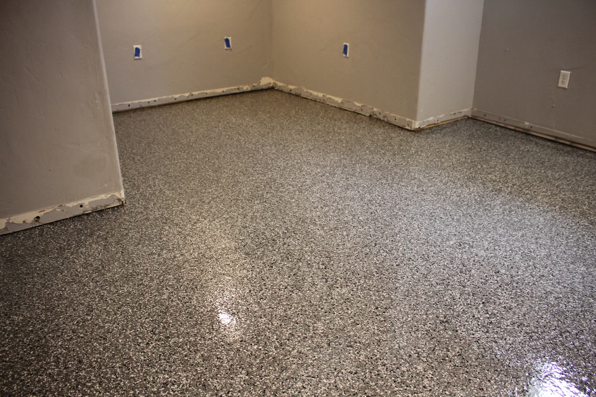 Professional epoxy garage floor - Salt Lake County